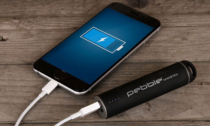 Chargeur de secours Veho Pebble Ministick - Noir2